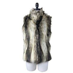 Ci Sono Cavalini faux fur sleeveless Alexis vest size M NWT